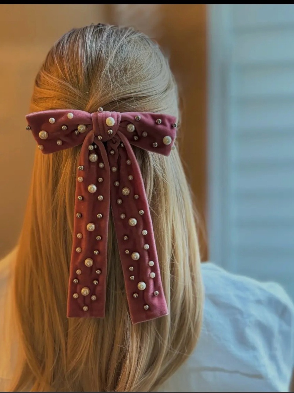 Velvet Pearl-Embellished Hair Bow Clip - Mauve Pink